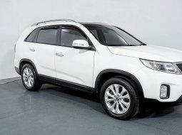 Kia Sorento 2.2 AT 2014 Putih 2