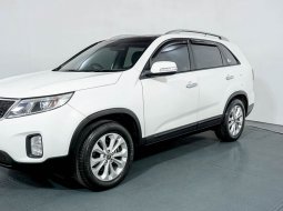 Kia Sorento 2.2 AT 2014 Putih 3