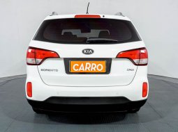 Kia Sorento 2.2 AT 2014 Putih 8