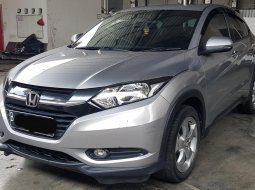 Honda HRV E A/T ( Matic ) 2018 Silver Km 59rban Siap Pakai Good Condition 3