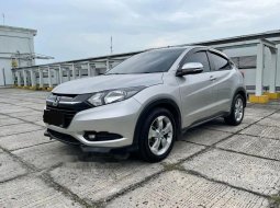 Mobil Honda HR-V 2015 E terbaik di DKI Jakarta 7