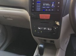 Daihatsu Xenia R Automatic 2019 Putih 5