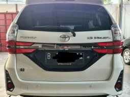 Toyota Avanza Veloz 1.5 MT ( Manual ) 2021 Putih Km 21rban Siap Pakai pajak panjang 2023 5