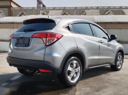 Honda HR-V E CVT 2018 4