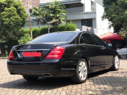 Mercedes-Benz S-Class S 350 2010 Hitam 5