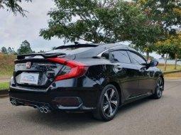 Honda Civic 1.8 i-Vtec Tahun 2018 6