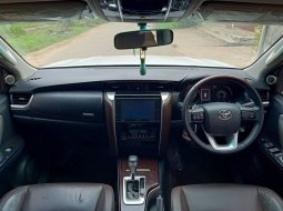 Toyota Fortuner VRZ AT 2016 5