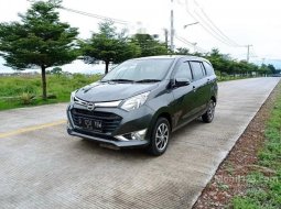 Jual mobil Daihatsu Sigra R 2019 bekas, Jawa Barat 6