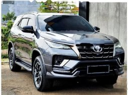 Mobil Toyota Fortuner 2021 SRZ dijual, DKI Jakarta 7