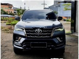 Mobil Toyota Fortuner 2021 SRZ dijual, DKI Jakarta 8