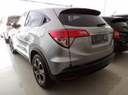 Jawa Timur, jual mobil Honda HR-V E 2018 dengan harga terjangkau 4