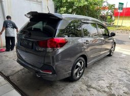 Jual Honda Mobilio RS 2015 harga murah di Jawa Timur 2