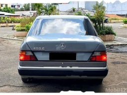 Jual Mercedes-Benz 300E W124 1992 harga murah di DKI Jakarta 8