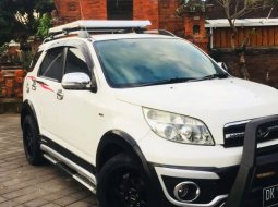 Daihatsu Terios TX ADVENTURE Manual 2014 Putih 8