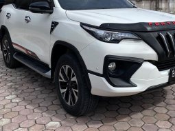 Toyota Fortuner VRZ TRD 2018 2