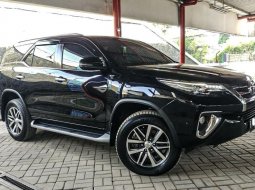 Toyota Fortuner VRZ AT 2017 Hitam Siap Pakai Murah Bergaransi DP 55Juta