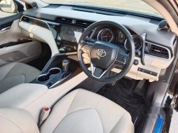 Mobil Toyota Camry 2019 V dijual, DKI Jakarta 11