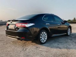 Mobil Toyota Camry 2019 V dijual, DKI Jakarta 15