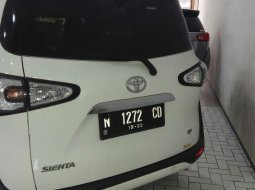 Toyota Sienta V 2016 5