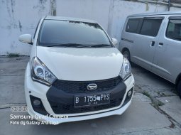 Daihatsu Sirion 1.3L MT 2016 10