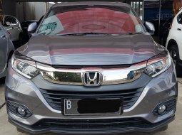 Honda HRV E Facelift A/T ( Matic ) 2018 Abu2 Km ASLI 28rban Mulus Siap Pakai 1