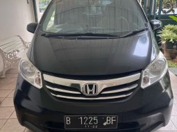 Honda Freed tipe S 1.5 2012 Hitam AT 8