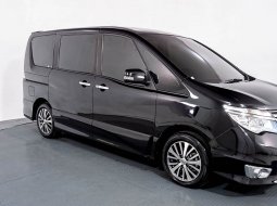 Nissan Serena Highway Star 2017 Hitam 1