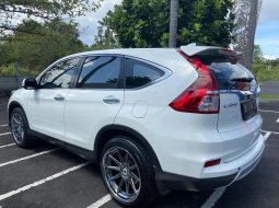 Honda CR-V 2.4 Prestige 2015 Putih 4