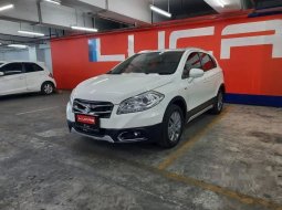 Dijual mobil bekas Suzuki SX4 S-Cross , DKI Jakarta  2