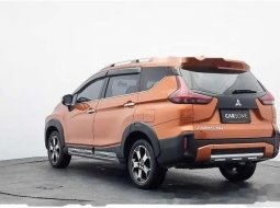 Jual mobil Mitsubishi Xpander Cross MT 2019 bekas, Jawa Barat 4