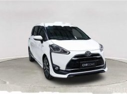 Jawa Barat, Toyota Sienta Q 2016 kondisi terawat