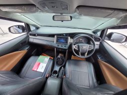 Toyota Kijang Innova G M/T Diesel 2020 5