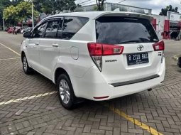 PROMO Toyota Kijang Innova 2.4V Putih 4