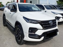 Jual mobil Toyota Fortuner VRZ GR AT 2021 , JAKARTA SELATAN 1