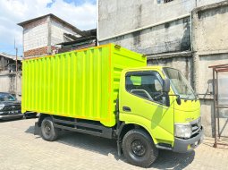 MULUS+banBARU MURAH Hino Dutro engkel LONG 110 SDL box besi 2014 CDE L 2