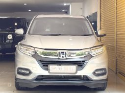 Honda HR-V 1.5L E CVT 2021 Silver 1