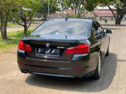 BMW 5 Series 528i AT 2013 Hitam ISTIMEWA SEKALI SIAP PAKAI GRESS BGT BUKTIIN LANGSUNG JAMIN SUKA BGT 4