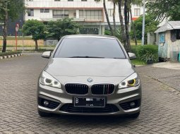 BMW 2 Series 218i AT 2015 Silver ISTIMEWA BGT GRESS SIAP PAKAI BUKTIIN TERAWAT BGT JAMIN 3