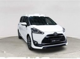 Mobil Toyota Sienta 2016 Q dijual, Banten