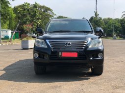 Lexus LX 570 2010 Hitam 1