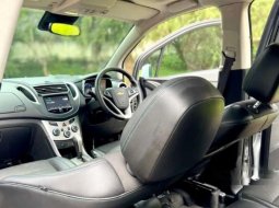 Banten, jual mobil Chevrolet TRAX LTZ 2016 dengan harga terjangkau 4