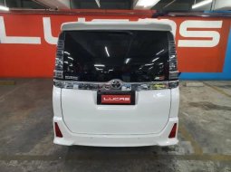 Jual cepat Toyota Voxy 2020 di DKI Jakarta 3