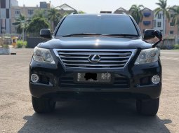 Lexus LX 570 2010 Hitam 1