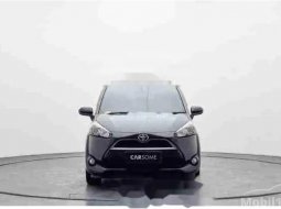 Dijual mobil bekas Toyota Sienta V, Jawa Barat  6