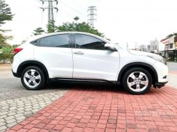 Jawa Barat, Honda HR-V E 2015 kondisi terawat 5