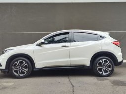 Honda HR-V 1.5L E CVT 2019 4