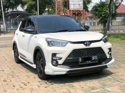 Toyota Raize 1.0T GR Sport CVT (Two Tone) 2021 Putih 2