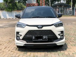 Toyota Raize 1.0T GR Sport CVT (Two Tone) 2021 Putih 3