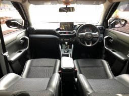 Toyota Raize 1.0T GR Sport CVT (Two Tone) 2021 Putih 7