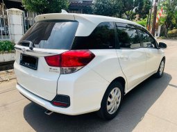 Honda Mobilio E CVT 2018 Putih 3